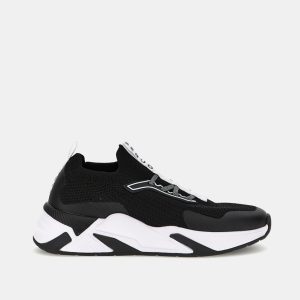 Guess - Zapatillas de mujer runner modelo gaxtin slip on.